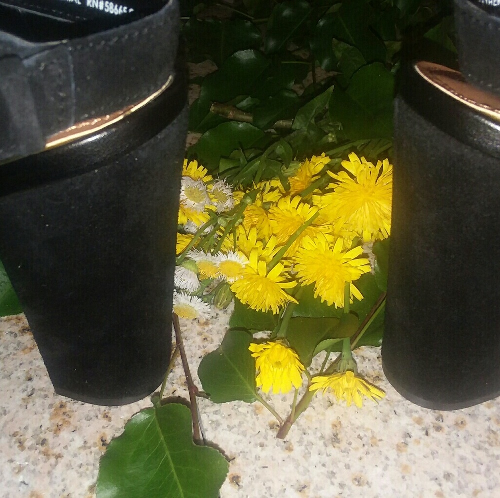 14th & Union Block Heel Sandals NEW IN ORIGINAL BOX - Picture 3 of 9